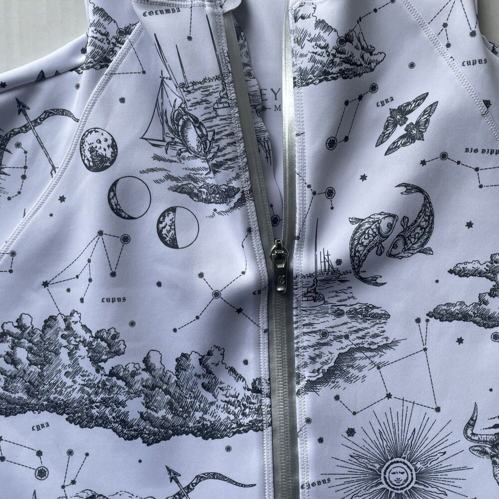 Greyson White and Black Graphic Hoodie - Picture 13 of 16